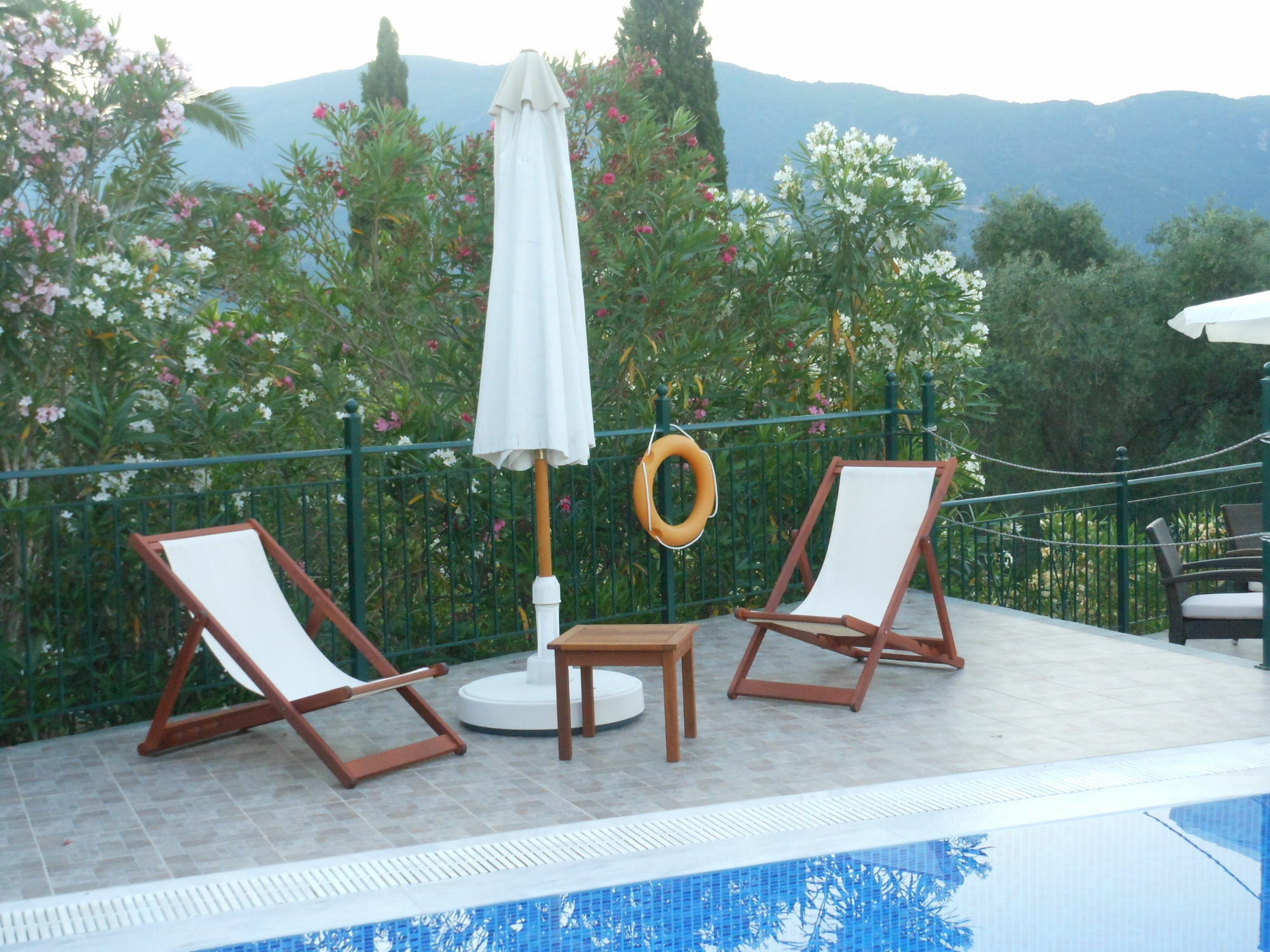 Ziogas Luxury Apartments Dassia (Corfu) Exterior foto